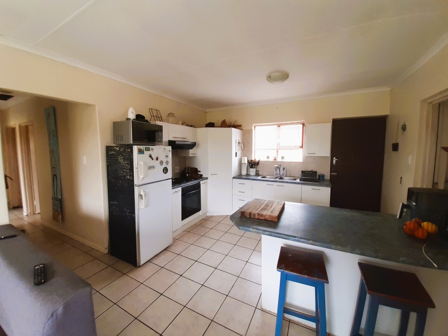 3 Bedroom Property for Sale in Paradise Beach Eastern Cape